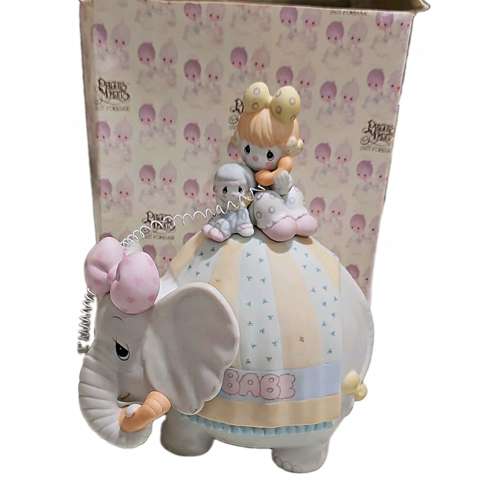 Precious Moments Porcelain Musical elephant "Let's Keep In Touch" Clown w/ box